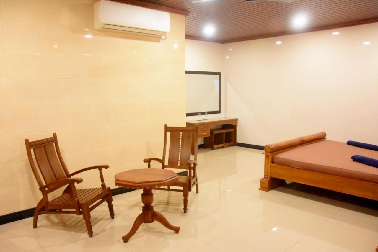 White Palace Guest house