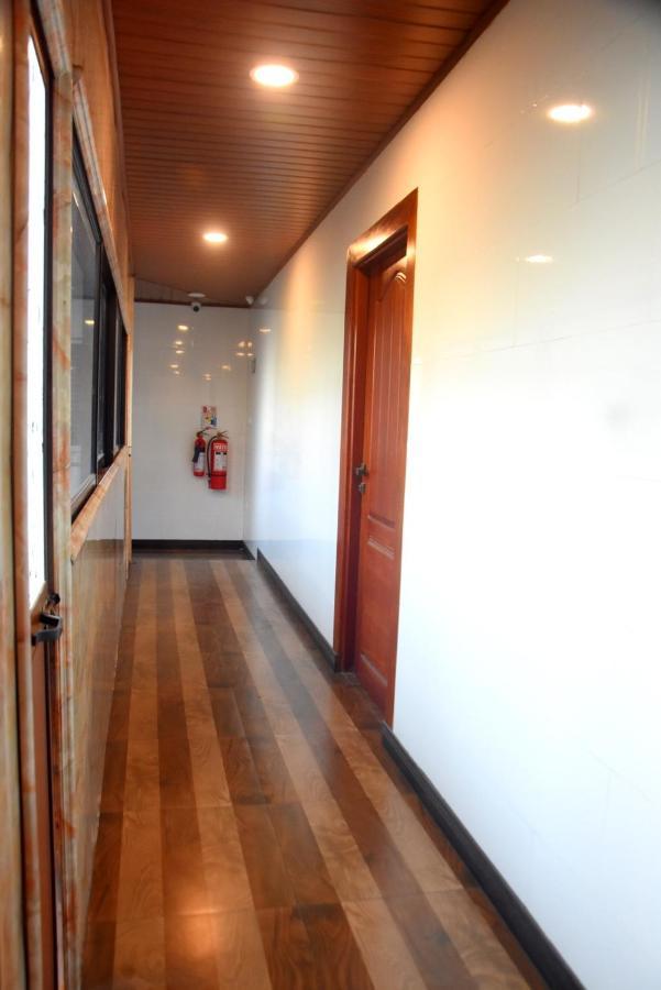 White Palace Guest house Colombo