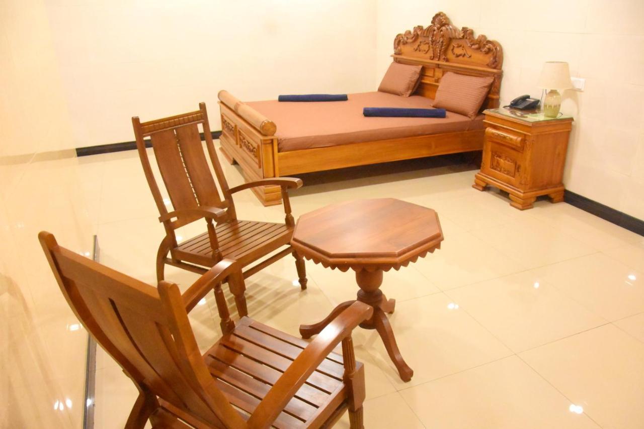 White Palace Guest house